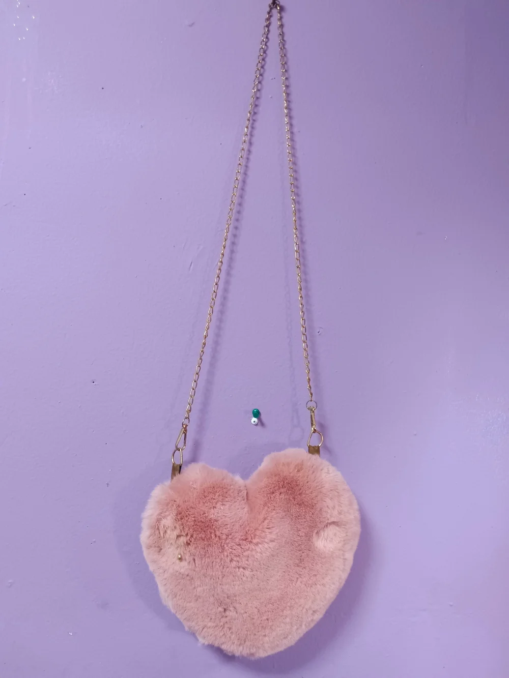 SHEIN Pink Faux Fur Heart Crossbody Bag with Gold Chain